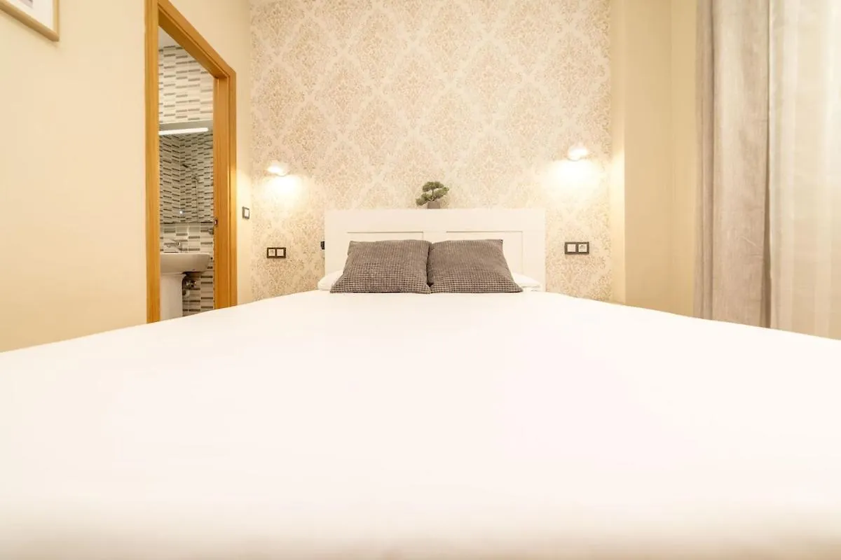 Apartamento -Malagasunapts- Stylish City Centre Pool&Parking