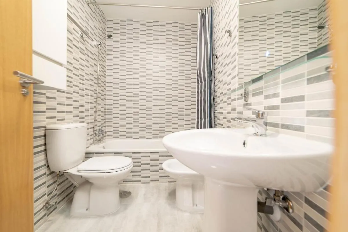 -Malagasunapts- Stylish City Centre Pool&Parking 0*, Malaga